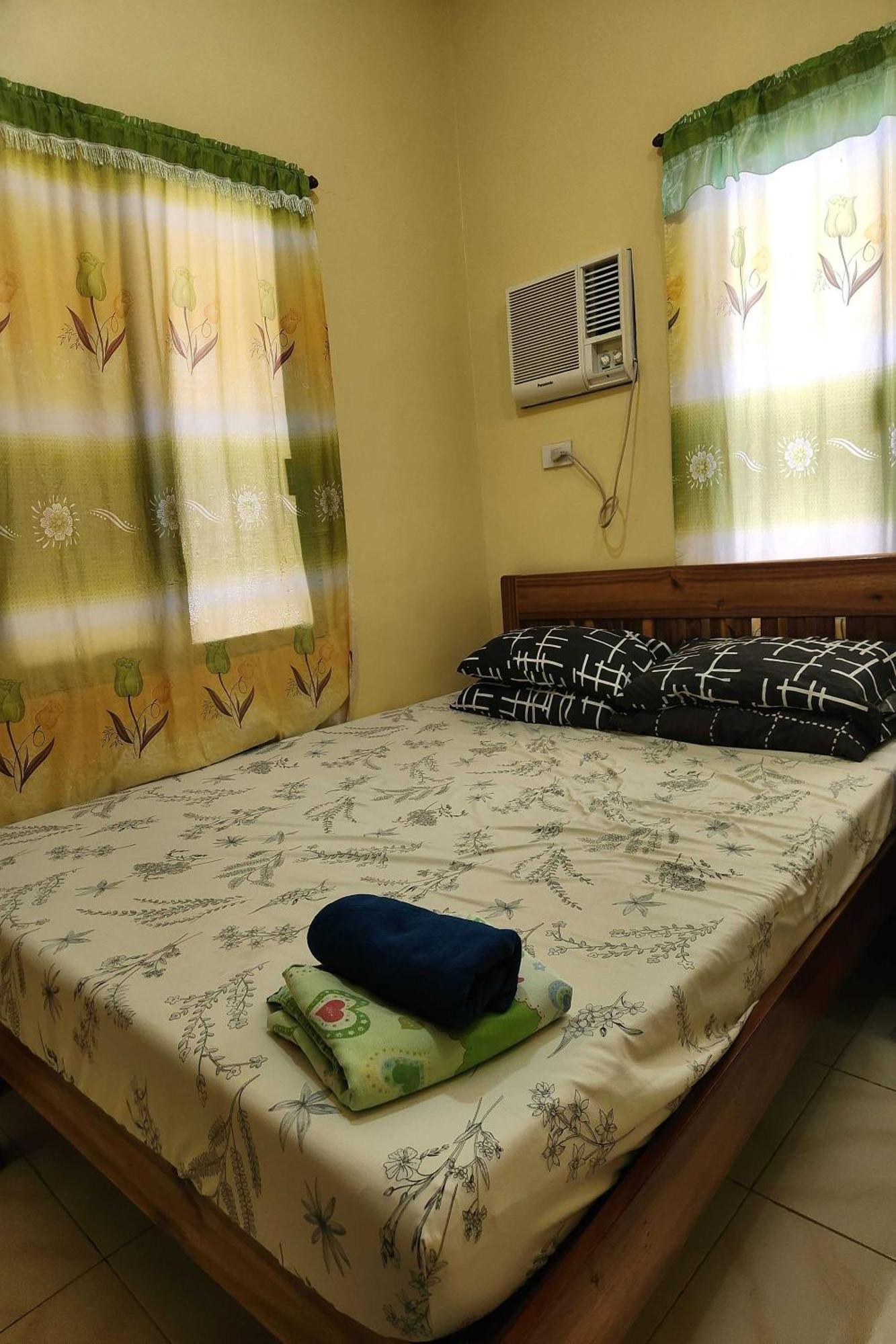 Larosa Hostel Puerto Princesa Luaran gambar