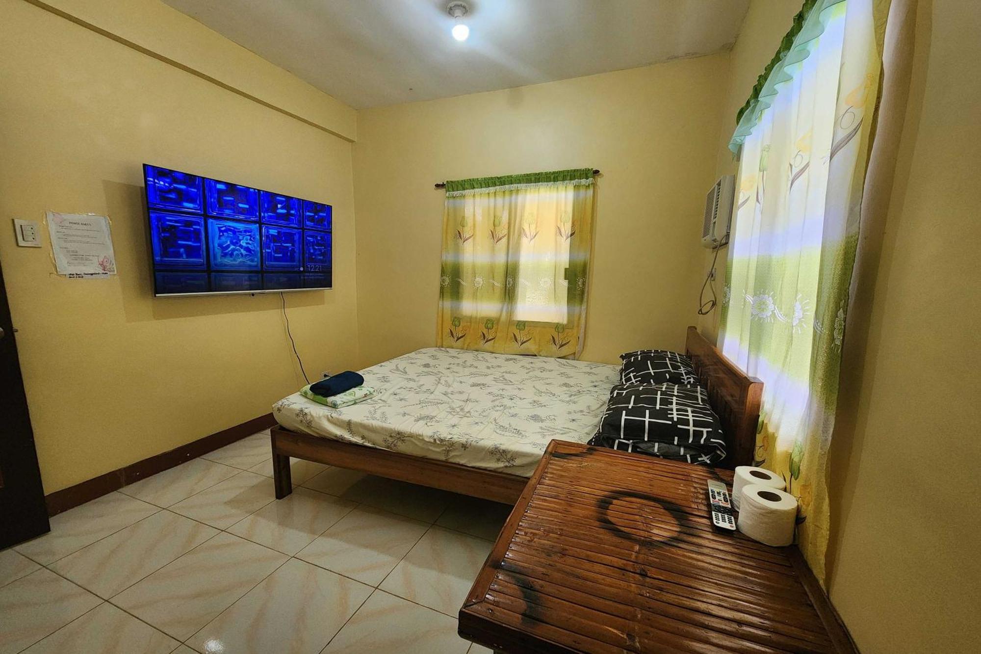 Larosa Hostel Puerto Princesa Luaran gambar